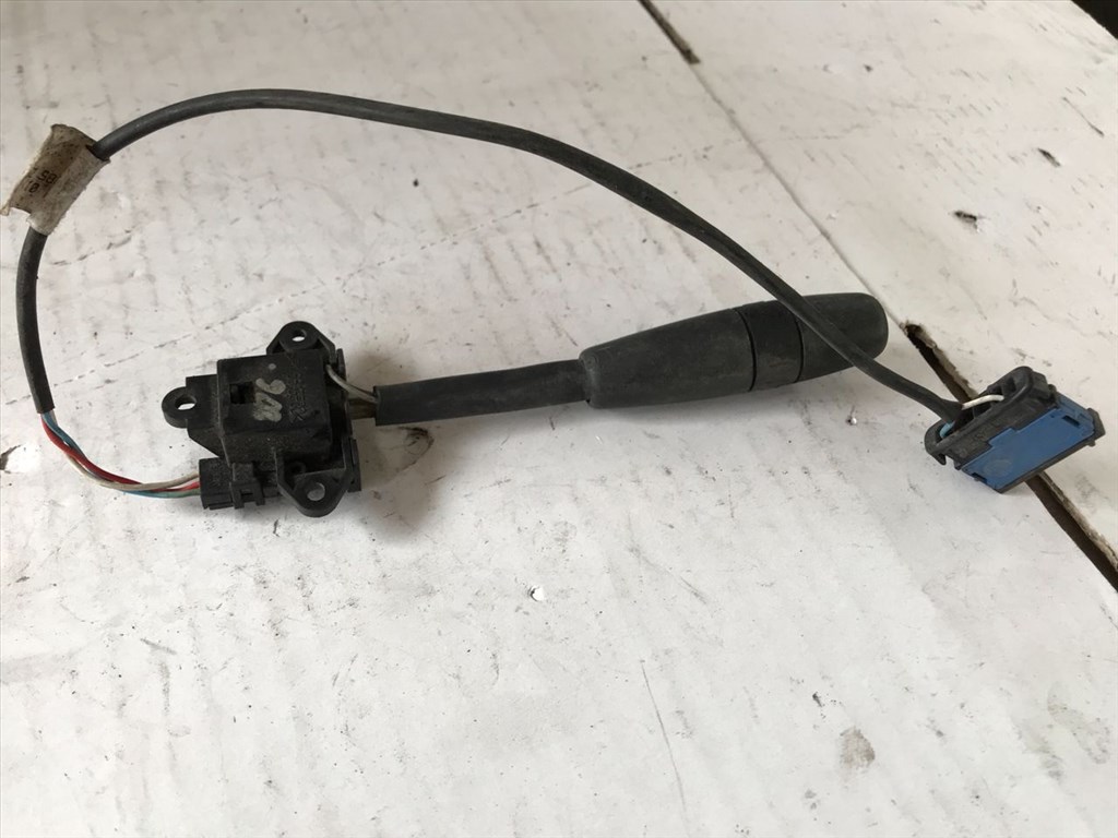 PEUGEOT 206 Ferdehátú 2A/C Bal Multikormány Kapcsoló (23897) 96250985ZL 2. kép