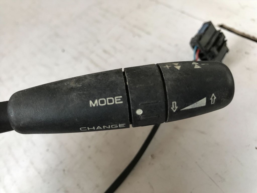 PEUGEOT 206 Ferdehátú 2A/C Bal Multikormány Kapcsoló (23897) 96250985ZL 5. kép