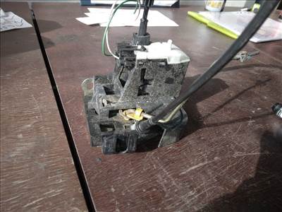 RENAULT CLIO II BB0/1/2_, CB0/1/2_ Bal első Ajtózár (35868)