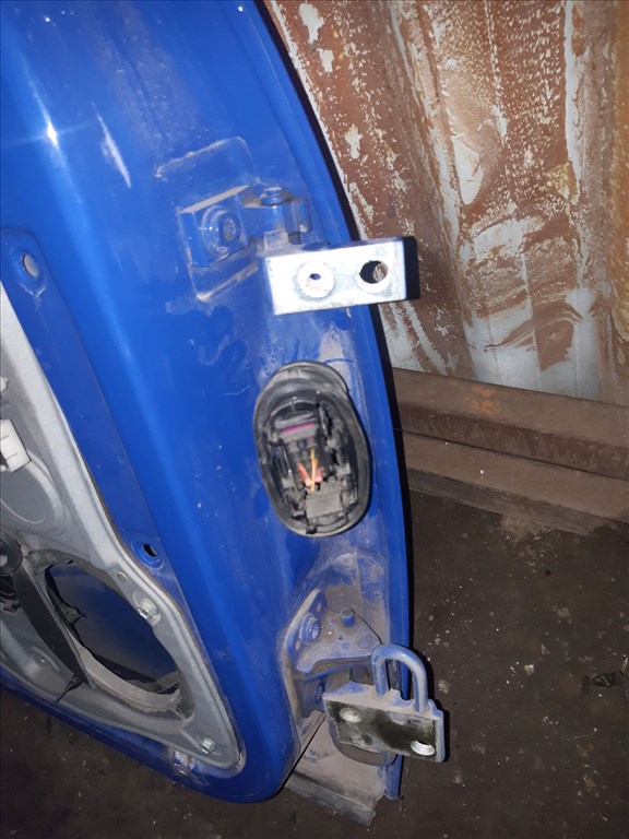 Volkswagen Golf IV Bal Hátsó Ajtó 43R- 000980 5. kép