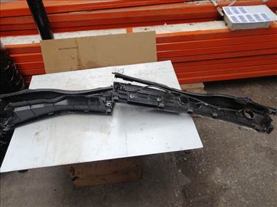 MAZDA 2 DE Levélrács (10916)