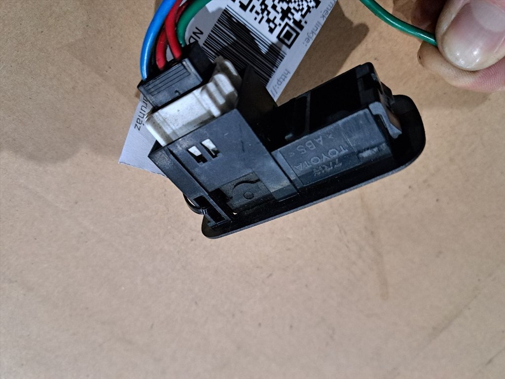 TOYOTA AVENSIS _T22_ Bal hátsó Ablakemelő Kapcsoló (35428) 6. kép