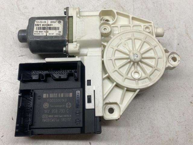 VW GOLF PLUS Jobb első Ablakemelő Motor 1. kép