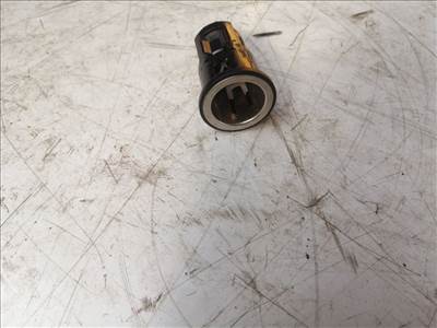 HONDA STREAM RN Szivargyújtó Aljzat (09499)