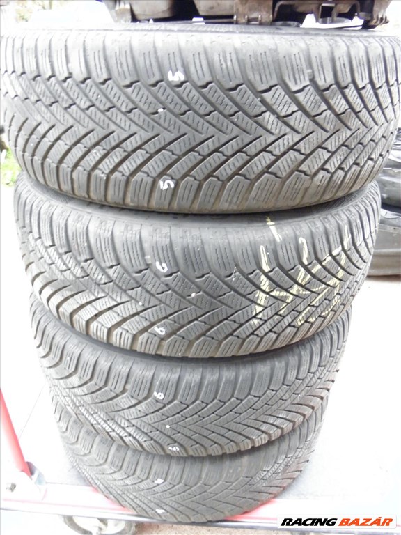 Volvo S80, S60, V70 Lemezfelni téligumival 205/55R16 1. kép