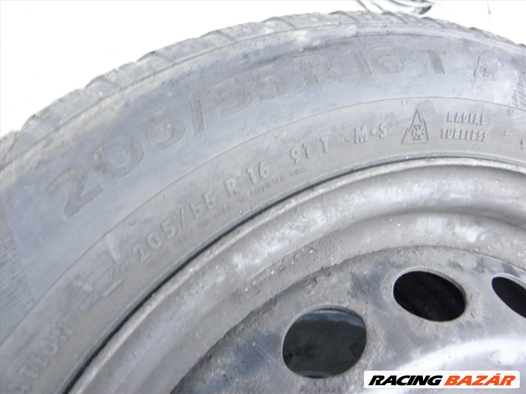 Volvo S80, S60, V70 Lemezfelni téligumival 205/55R16 6. kép