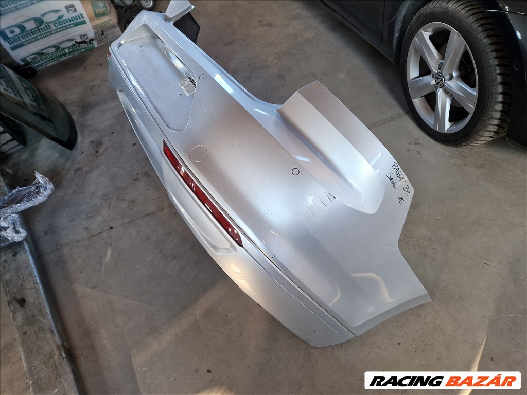 Volkswagen Passat B8 sedan hátsó lökhárító 1. kép