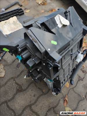 Nissan Micra V Fütésbox