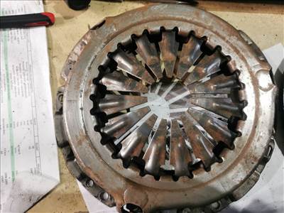 TOYOTA YARIS SCP9_, NSP9_, KSP9_, NCP9_, ZSP9_ Kuplung Szett (Szerkezet, Tárcsa) (02009) TOYOTA AISIN/NP52100