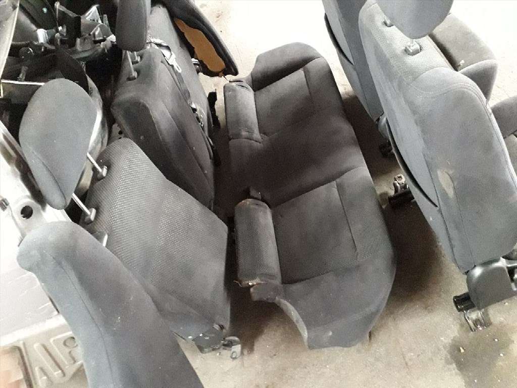 MITSUBISHI LANCER Kombi CS_W Ülés Szett (09968) 3. kép