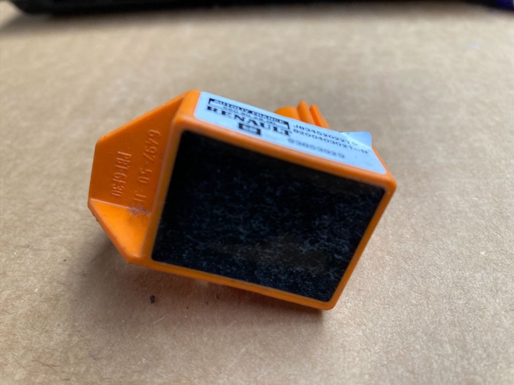 RENAULT ESPACE IV JK0/1_ Légzsák Indító Modul Oldallégzsák (11631) 8200403021 2. kép