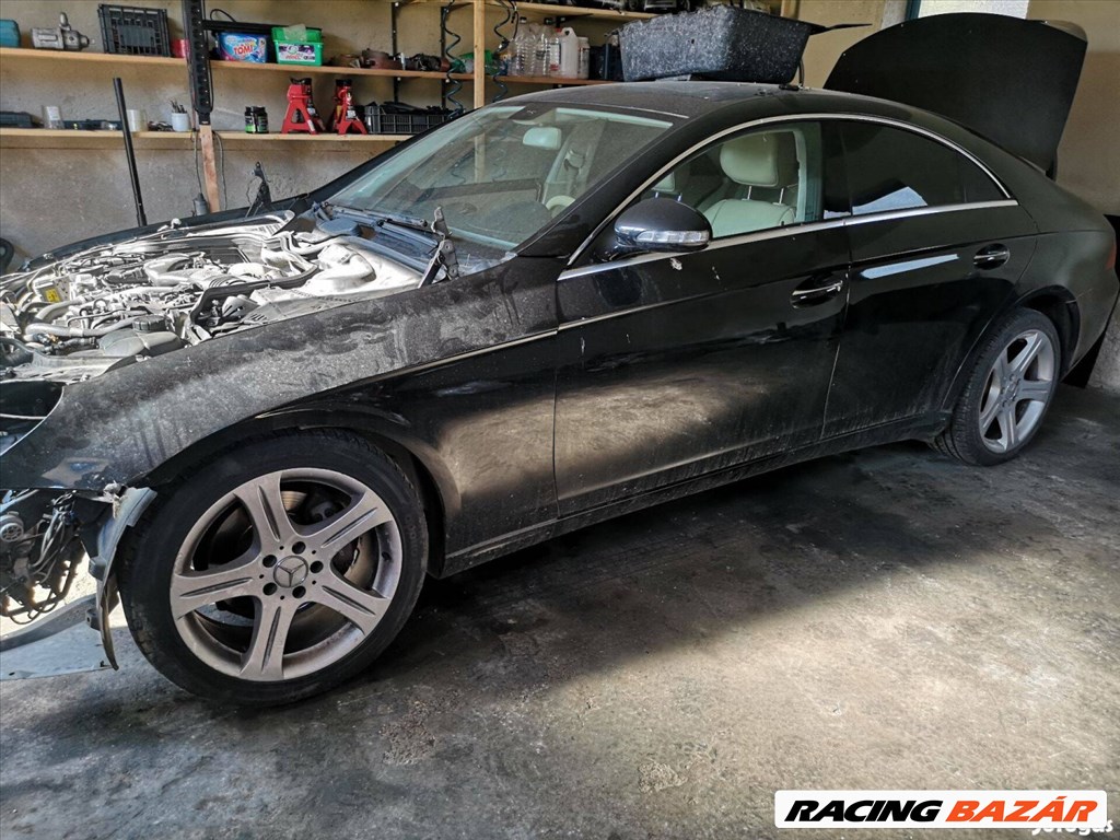 Mercedes CLS 320 cdi (W219) bontott alkatrészei 1. kép