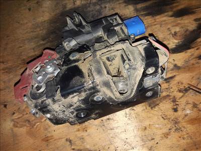 Skoda Roomster Praktik Bal Első Ajtó Zárszerkezet + Központizár Motor 3B1 837 015 A