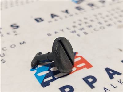 BMW E46 E83 E53 X3 X5 gyári fekete szőnyeg lefogató patent klipsz