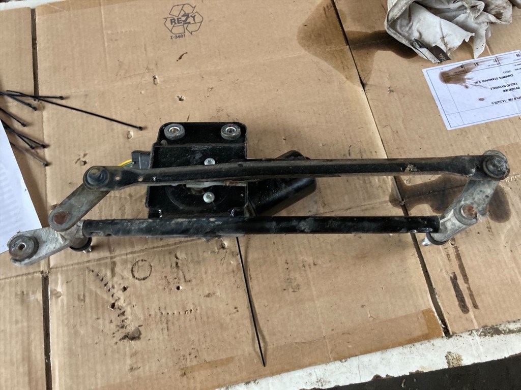 HYUNDAI MATRIX FC Első Ablaktörlő Szerkezet (03486) 1. kép