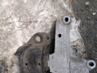 RENAULT CLIO II BB0/1/2_, CB0/1/2_ Motor Tartó Bak (Fém) (07956) 7700415087, D7F726