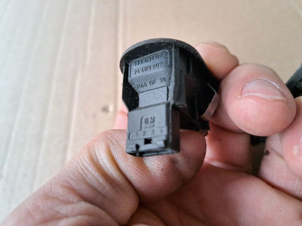 OPEL MERIVA  Jobb első Ablakemelő Kapcsoló (38852) 24409207, 24407699 3. kép
