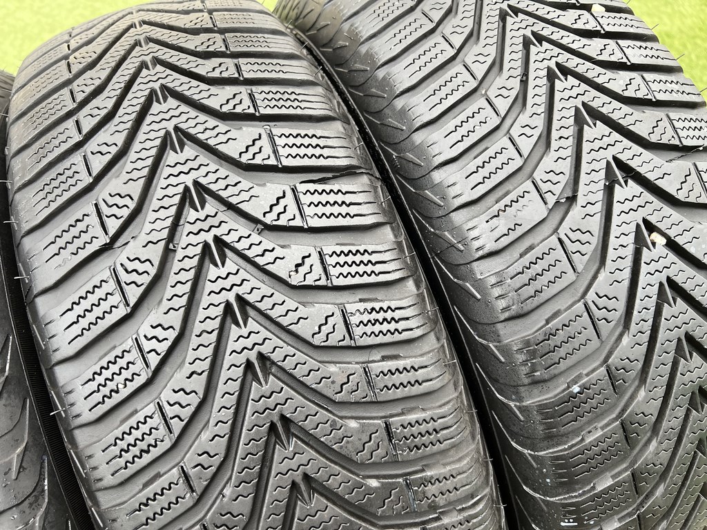 175/65 R15 Vredestein Snowtrac 5 téli gumi 6mm 3. kép