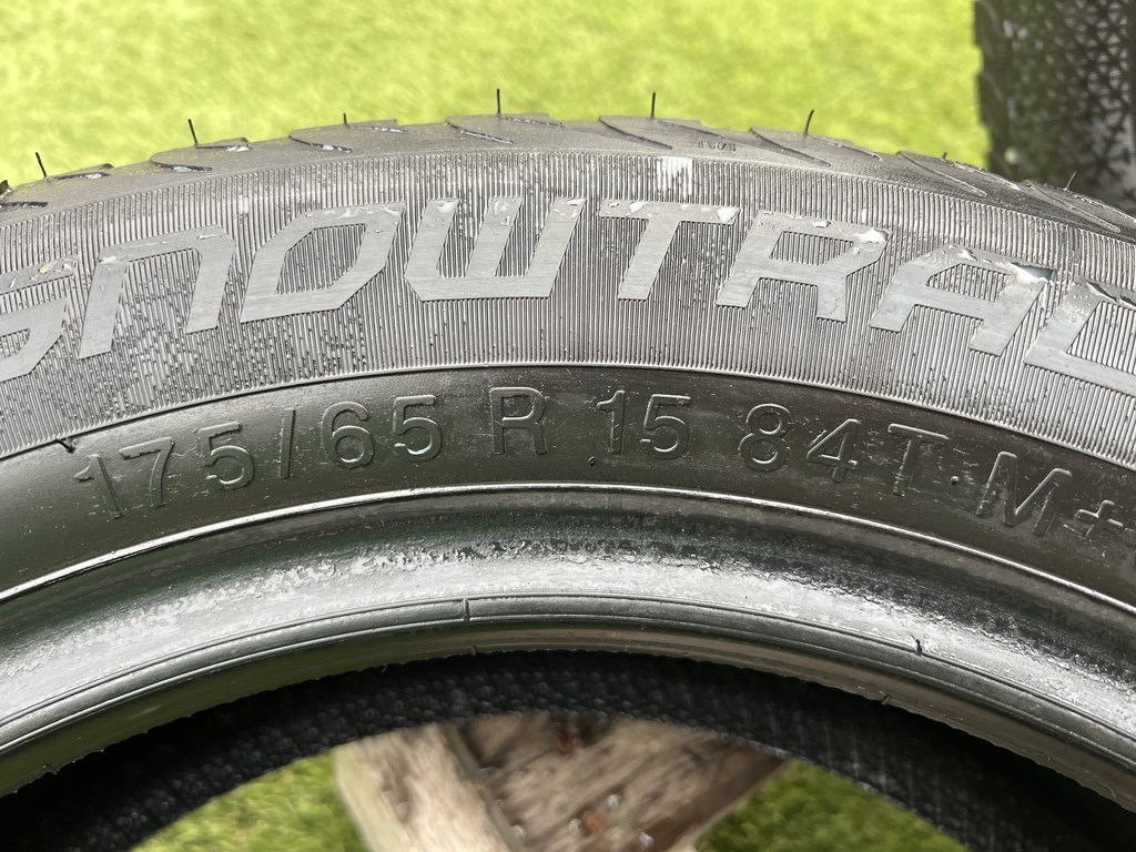175/65 R15 Vredestein Snowtrac 5 téli gumi 6mm 5. kép