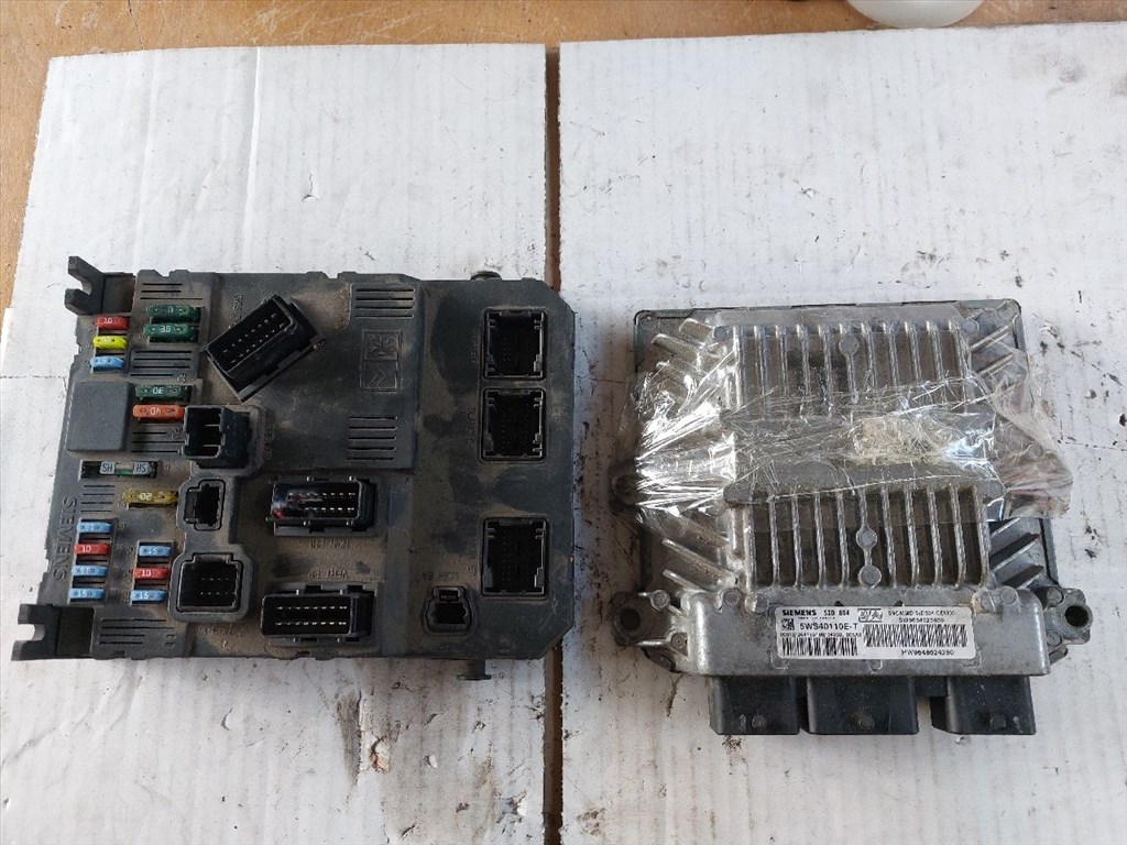 CITROËN C3 I FC_ Motorvezérlő (18798) 5WS40110ET 1. kép