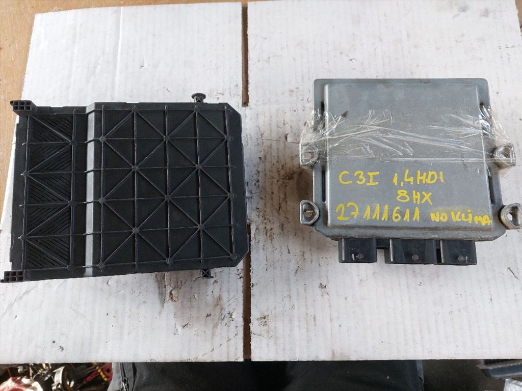 CITROËN C3 I FC_ Motorvezérlő (18798) 5WS40110ET 2. kép