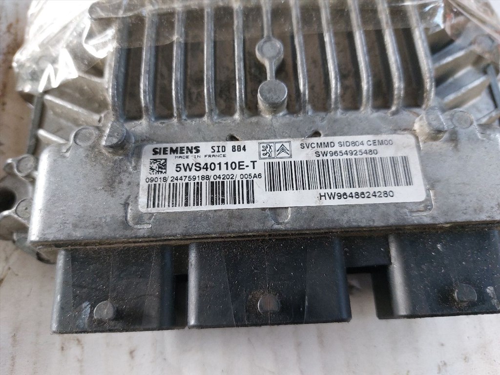 CITROËN C3 I FC_ Motorvezérlő (18798) 5WS40110ET 5. kép