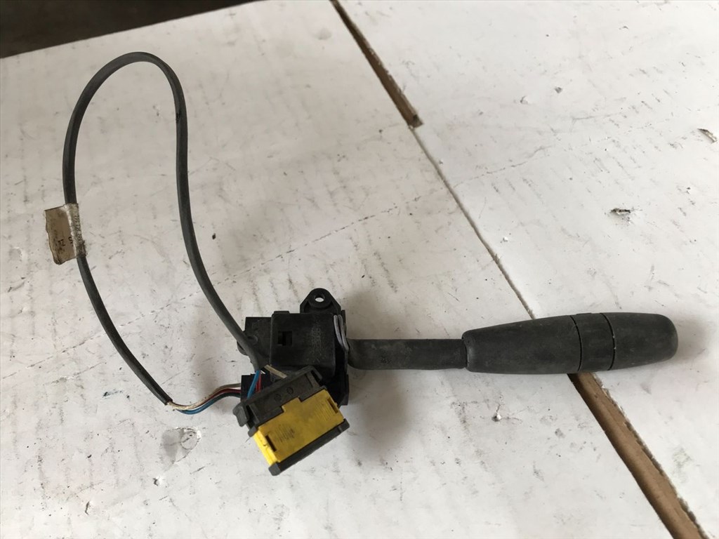 PEUGEOT 206 Ferdehátú 2A/C Bal Multikormány Kapcsoló (23909) 96250985ZL 2. kép