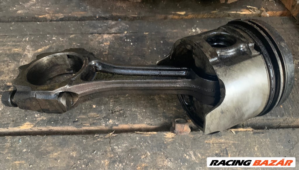 Mazda E 2200 E2200 Dugattyú 2. kép