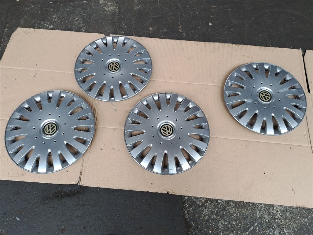 VW GOLF VI 5K1 Dísztárcsa Szett (36582) 403 SJS 16" 1. kép