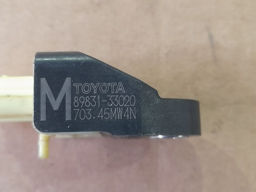 TOYOTA RAV 4 III ACA3_, ACE_, ALA3_, GSA3_, ZSA3_ Bal első Oldal Ütközés Érzékelő (41706) 89831-33020 3. kép