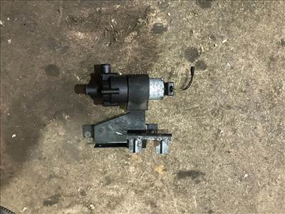 MERCEDES-BENZ VITO Busz 638 Vízpumpa Dörzskerék (Elektromos) (41999) BOSCH/0018351364, 611.980