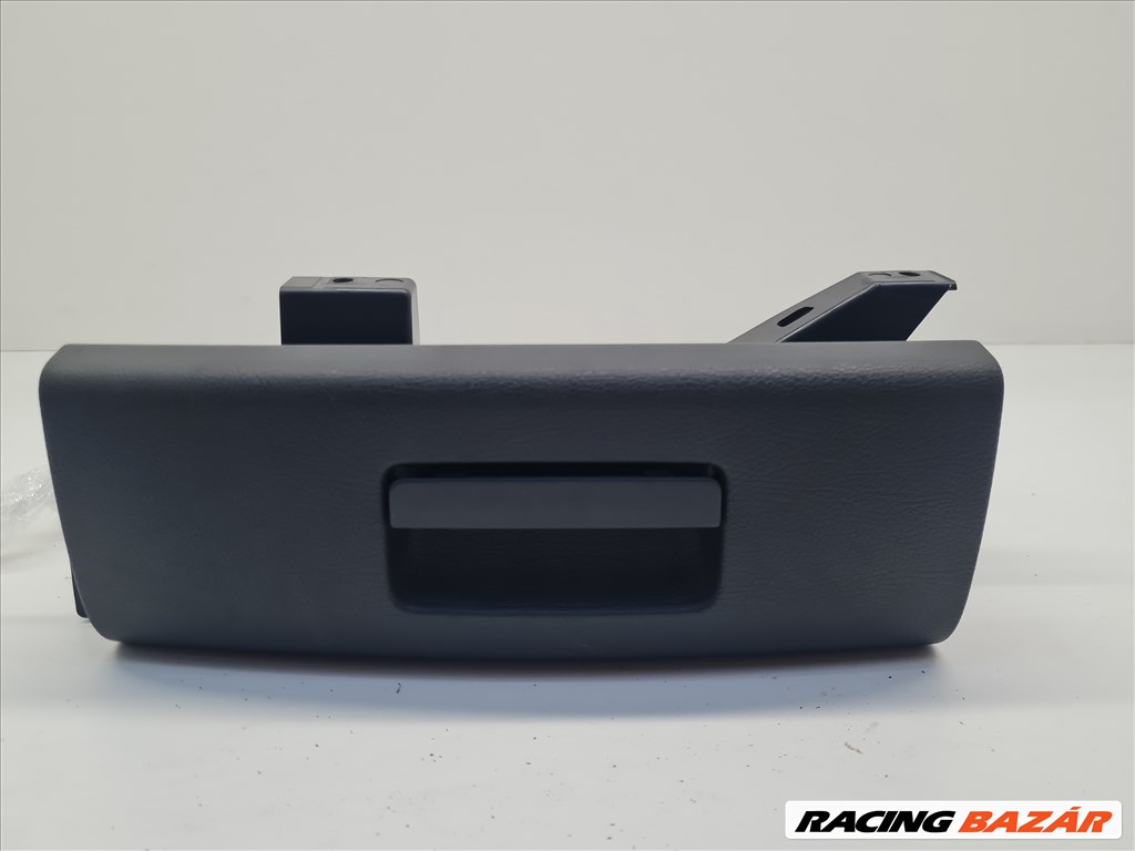 Volkswagen Golf VII kombi jobb első ülés alatti fiók 5g0882600a 1. kép