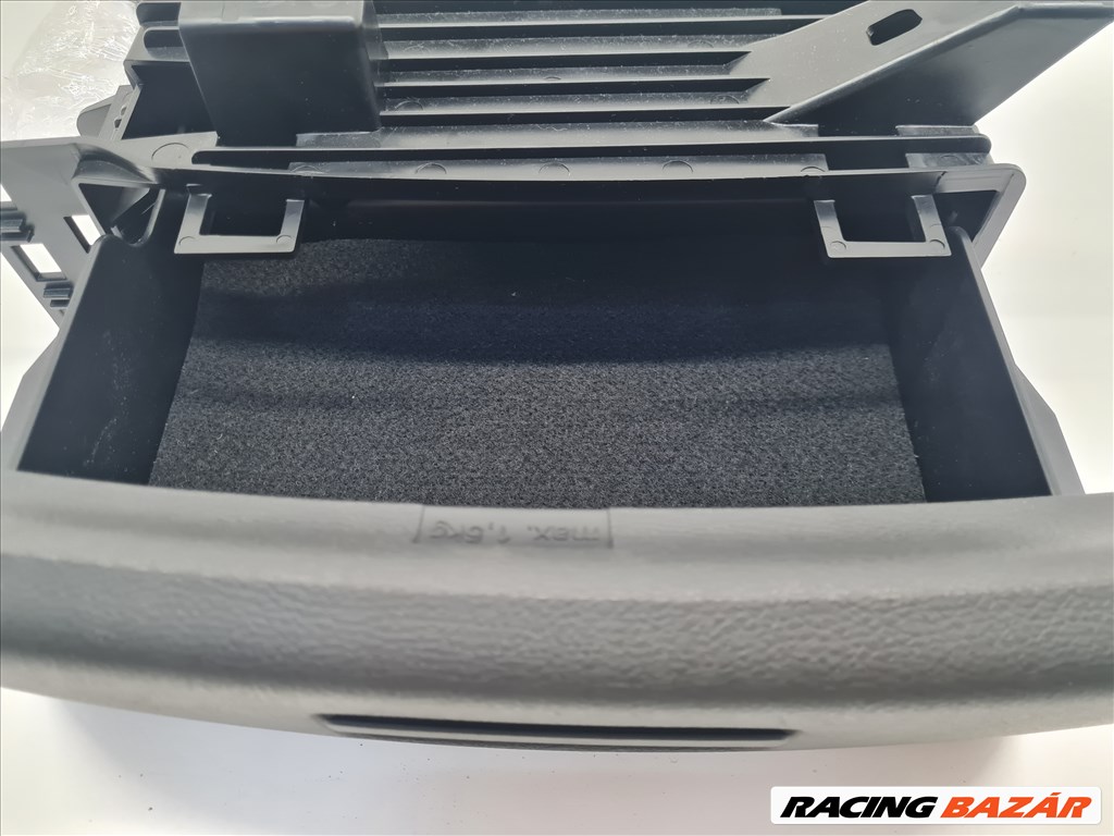 Volkswagen Golf VII kombi jobb első ülés alatti fiók 5g0882600a 4. kép