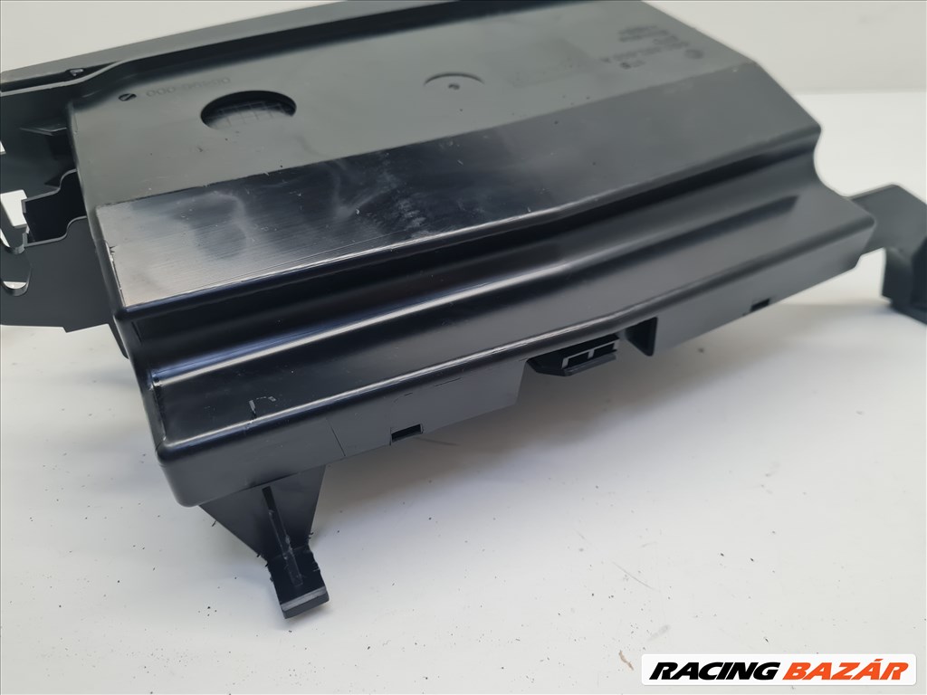Volkswagen Golf VII kombi jobb első ülés alatti fiók 5g0882600a 9. kép