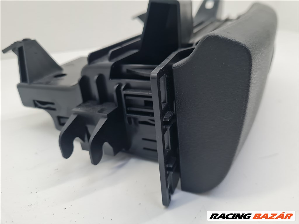 Volkswagen Golf VII kombi jobb első ülés alatti fiók 5g0882600a 10. kép