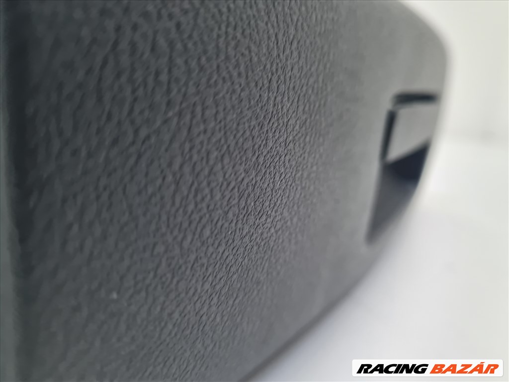 Volkswagen Golf VII kombi jobb első ülés alatti fiók 5g0882600a 11. kép