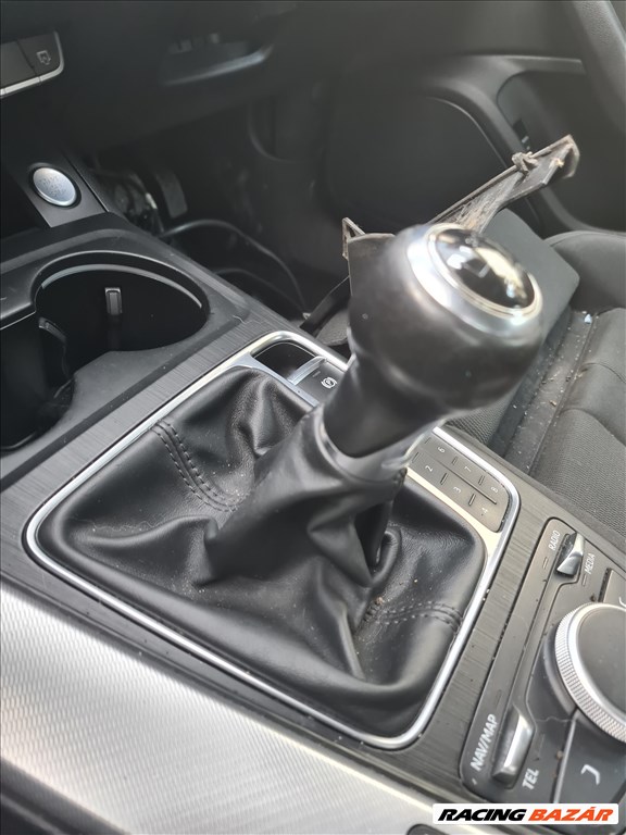 Audi A4 B9 Váltó gomb bőr váltószoknyával 2. kép