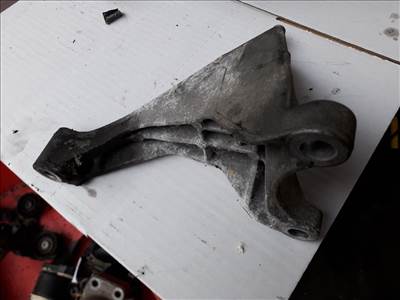 FORD MONDEO III B5Y Motor Tartó Bak (Fém) (13482)