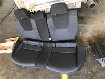 SUBARU IMPREZA Ferdehátú GR, GH, G3 Hátsó Ülés Szett (29564)