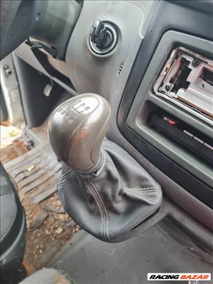 Mercedes Vito 639 hat sebesség kéziváltó kulissza
