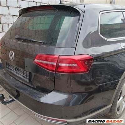 Volkswagen Passat B8 R line kombi hátsó lökhárító eladó