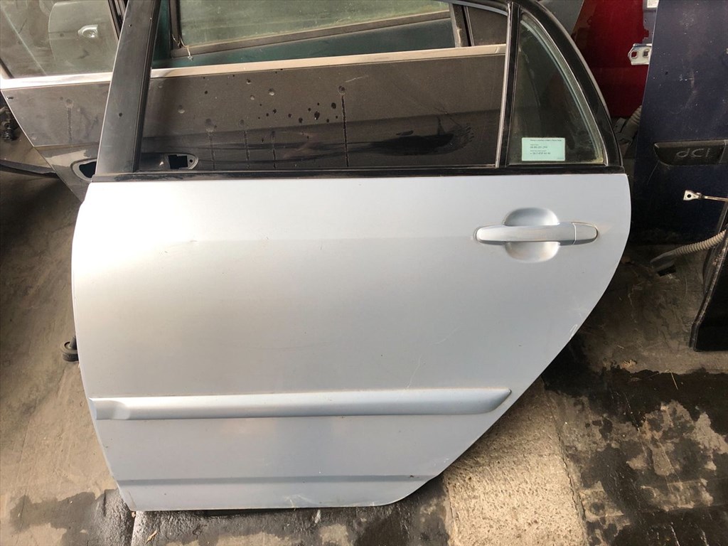 TOYOTA COROLLA ZZE12_, NDE12_, ZDE12_ Bal hátsó Ajtó Kárpit (05606) 1. kép