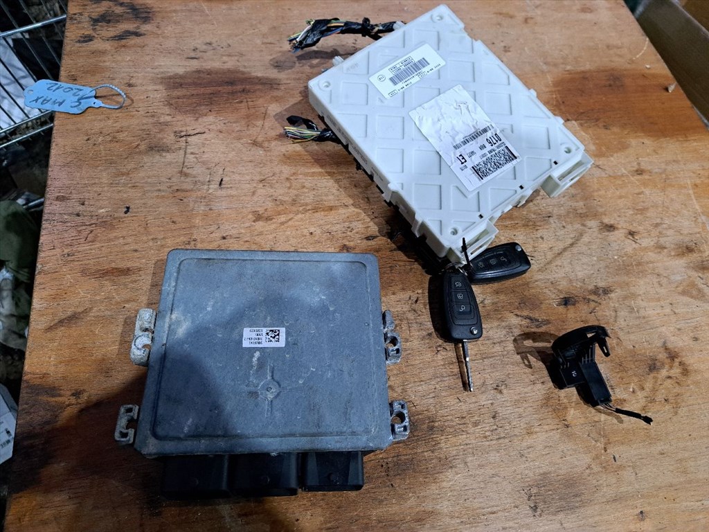 FORD C-MAX II  Motorvezérlő (35295) CONTINENTAL/AV6112A650AGD, S180133047 B, NV6N 14A073 ET, 0942V23559, 6E5T-15607-CA, DV6TDED (T3DA/B) 2. kép