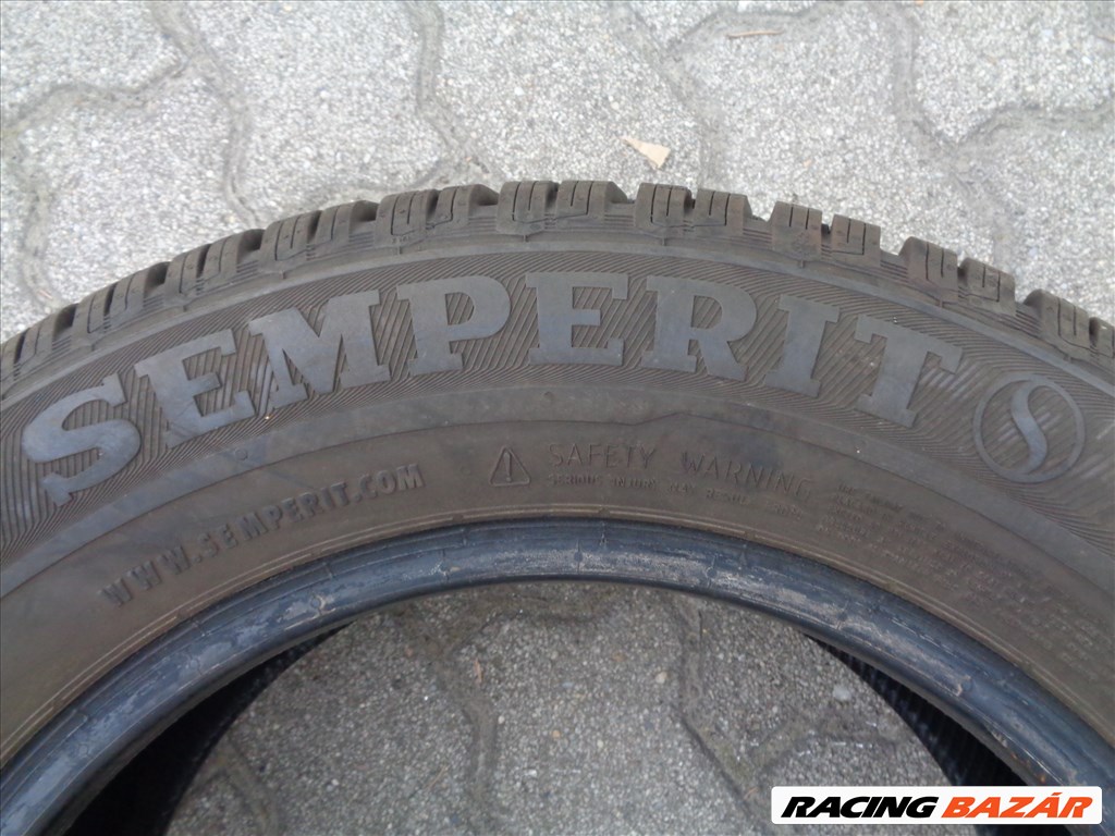  Semperit 195/65R15 téli gumi keveset futott újszerű állapotban eladó. 6. kép