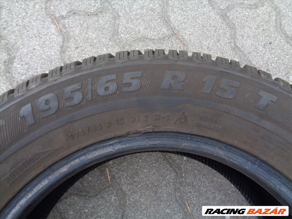  Semperit 195/65R15 téli gumi keveset futott újszerű állapotban eladó. 8. kép