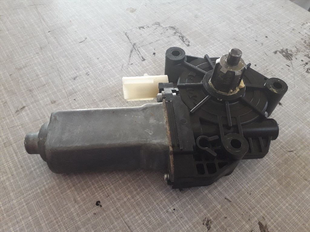 CHRYSLER PT CRUISER PT_ Jobb hátsó Ablakemelő Motor (15222) 2. kép