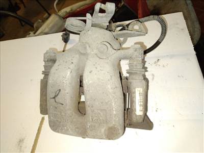 VW PHAETON 3D_ Jobb hátsó Féknyereg Munkahengerrel (16291)