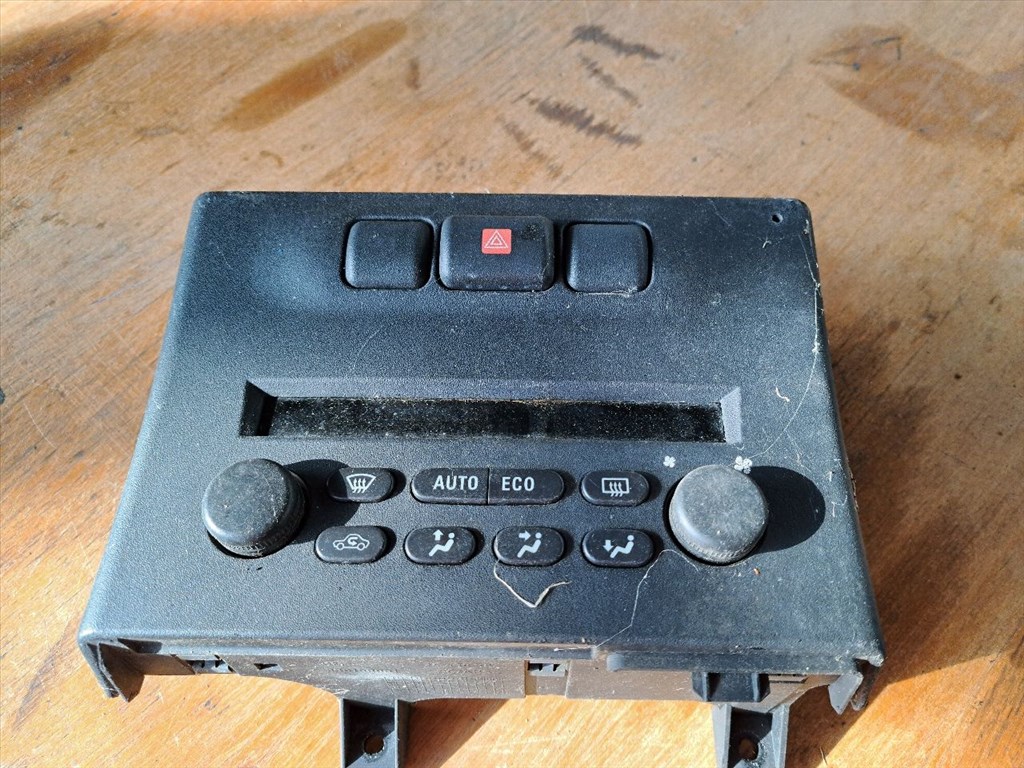 OPEL ZAFIRA A F75_ Fűtéskapcsoló (digit klímás) (34035) 024459929 1. kép