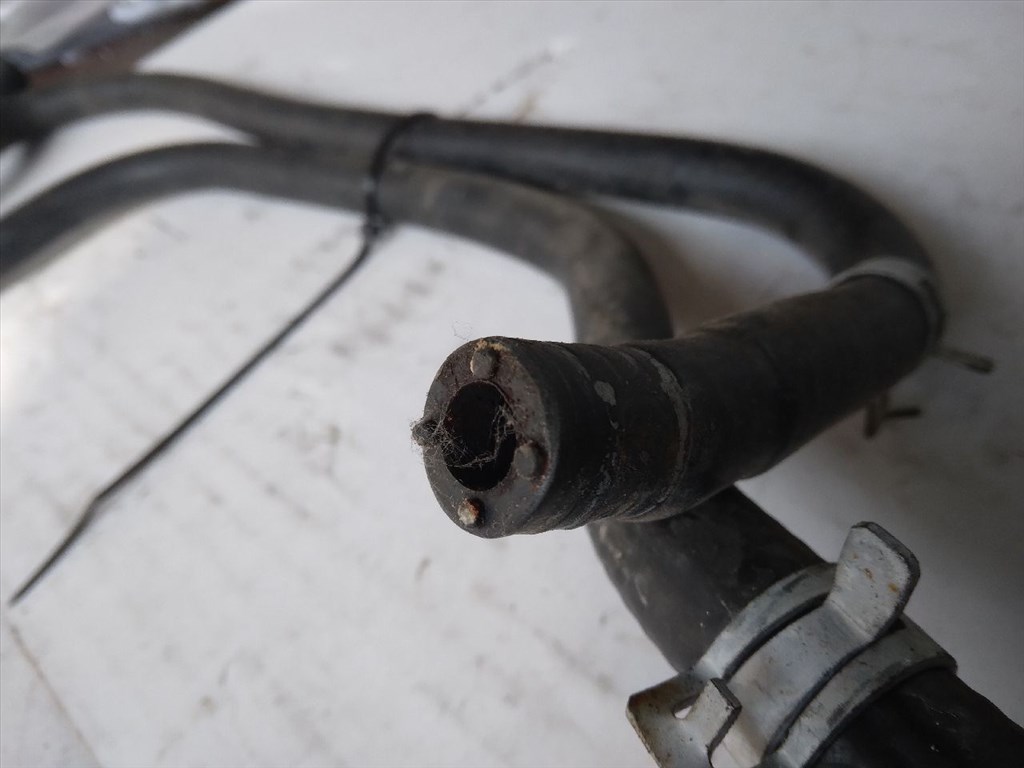 FORD KA I RB_ Vízcső (38375) K012AE 5. kép