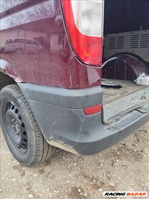 Mercedes Vito 639 bal hátsó sarok